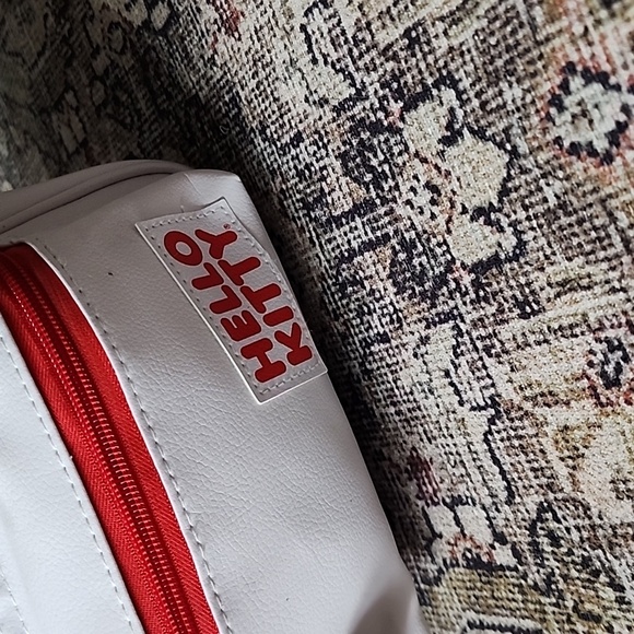 Hello Kitty by Sarino white/red back pack! main image 15